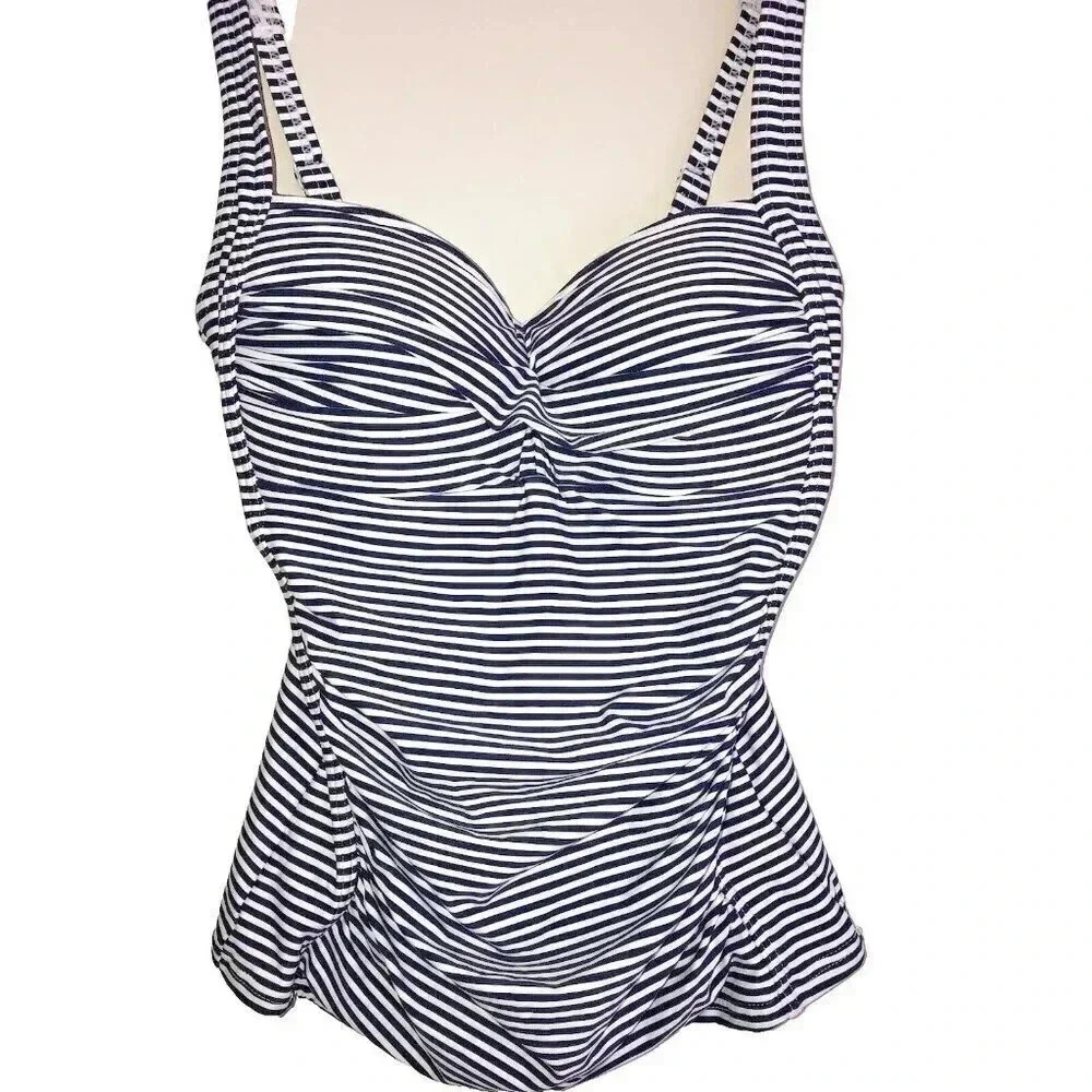Bond-eye Tankini Top Women's Size 4 Swimsuit  SLIMMING! BEACH! VACATION! CRUISE!